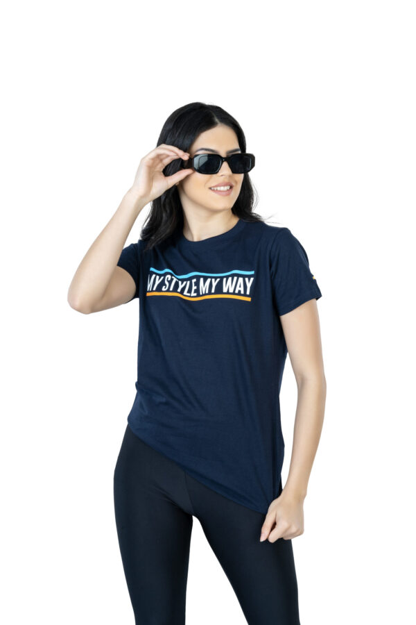 Effortless Elegance Women's 100% Cotton Round Neck T-Shirt for Casual Chic - Navy Blue