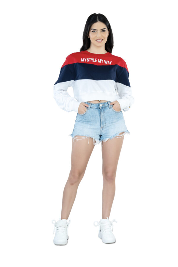 Seasonal Bliss Versatile Women's Crop Top – Cotton Comfort for Summer and Winter Chic - Red Blue white - Image 5